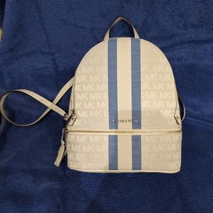 Michael Kors Rhea zip medium size backpack